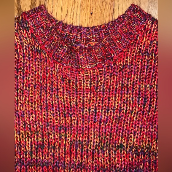 SHEIN Colorful Red Crewneck Sweater Size Small Worn Once. - Picture 6 of 6